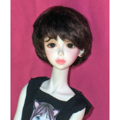 Kemper Nikki Short Medium Brown SD Size 8-9 Doll Wig