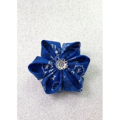 Kanzashi Hair Accessory - Blue With Silver Design