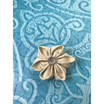 Kanzashi Hair Accessory - Cream Colored with Baby Blue Design